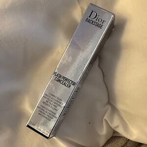 Dior Backstage Concealer in Shiny Silver